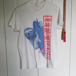 hollister white tee with logo